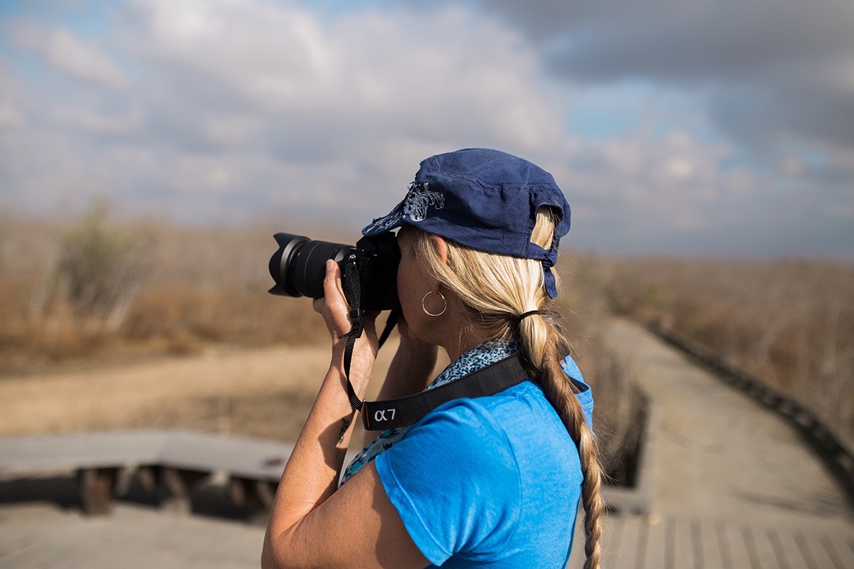 Photographer, Sharon Hurd, Shooting Nature in Fairview Park in Costa Mesa, California