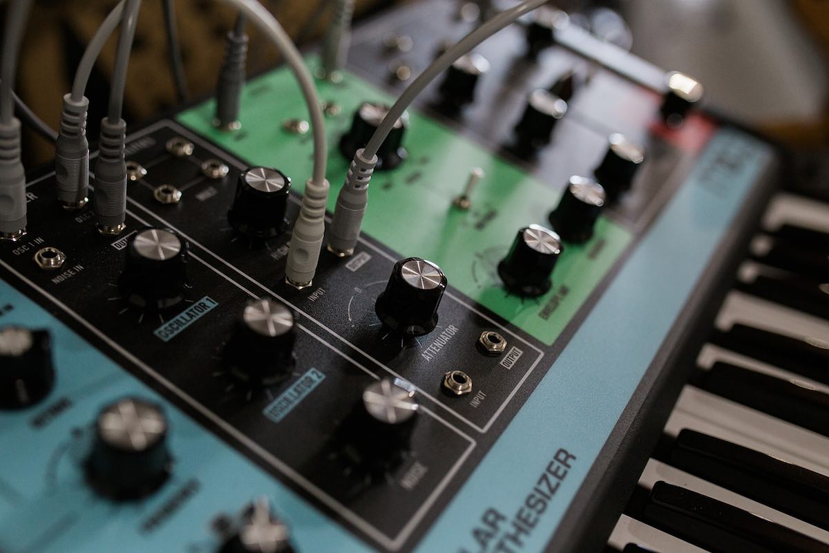 I Heart Costa Mesa: Synthesizer on display at Cottonwood Music Emporium in the SoBeCa district of Costa Mesa, Orange County, California.(photo: Brandy Young)