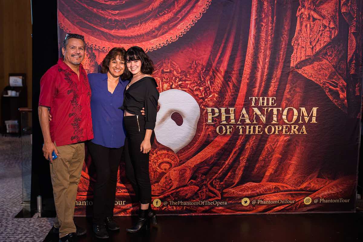 I Heart Costa Mesa: Phantom of the Opera fans take photos at the step and repeat at Segerstrom Hall in Costa Mesa, Orange County, California. (photo: Brandy Young)