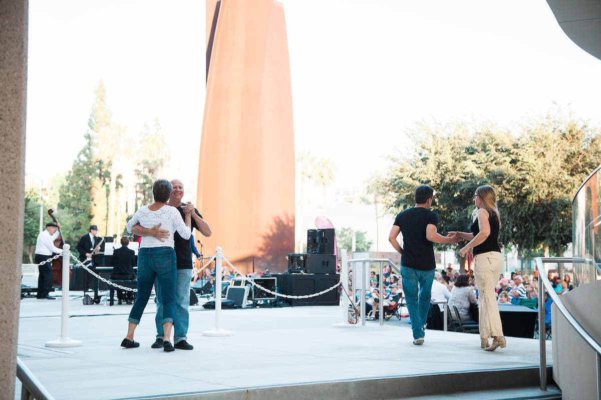 I Heart Costa Mesa: Swing Dancers on Argyros Plaza at SCFTA in Orange County, California. (photo: Brandy Young)