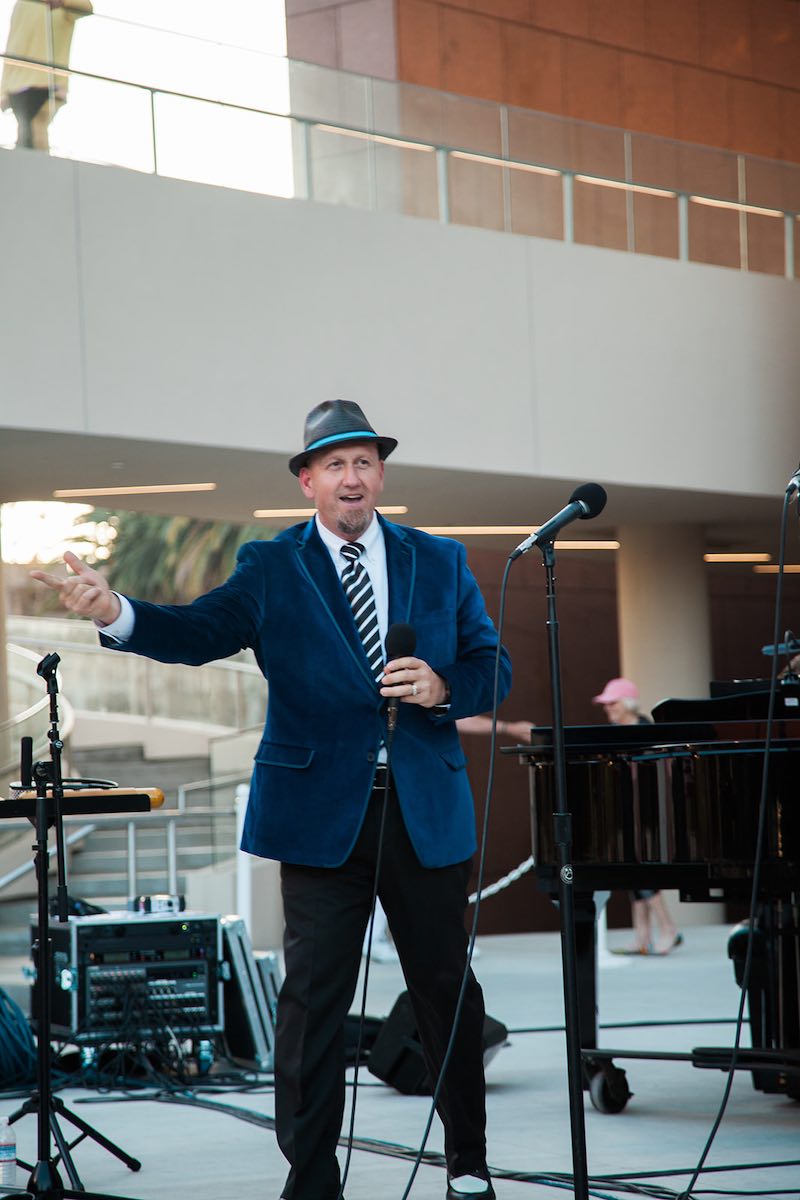 I Heart Costa Mesa: Jazz Band Boyz and the Beez performs on the Argyros Plaza at the Segerstrom Center for the Arts in Orange County, California. (photo: Brandy Young)