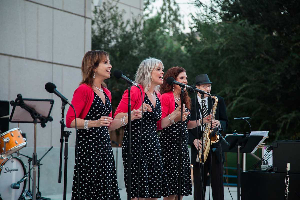 I Heart Costa Mesa: Free Jazz with Boyz and the Beez on Friday Night at Argyros Plaza at Segerstrom Center for the Arts in Orange County, California. (photo: Brandy Young)