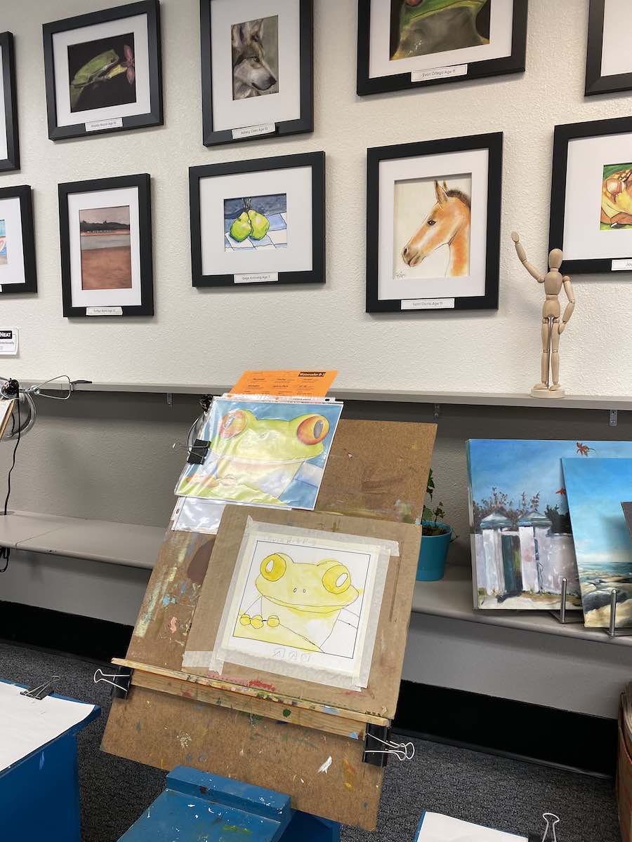 I Heart Costa Mesa: Tree frog work in progress on a student easel, at ArtSteps Costa Mesa in Orange County, California. (photo: Samantha Chagollan)